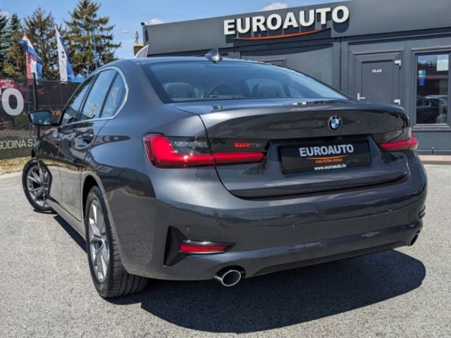 318D AUTOMATIK