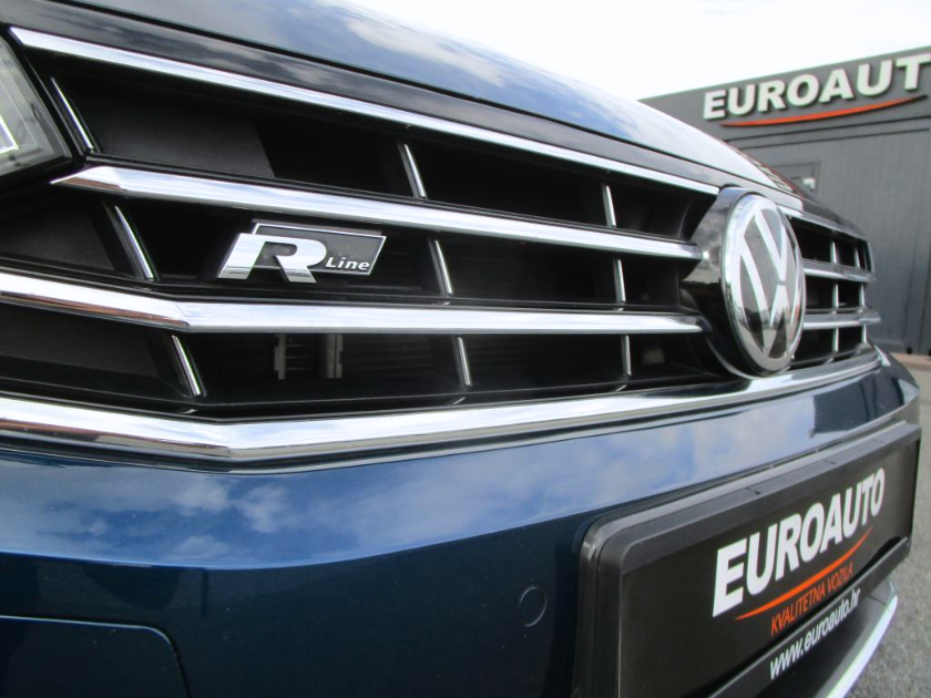 Volkswagen R-Line